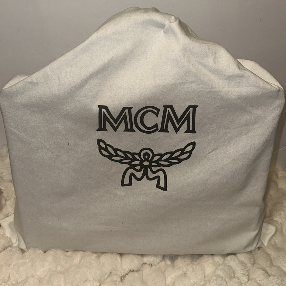 MCM large Munchen Large Visetos Tote Bag - Picture 2 of 14